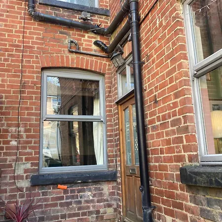 بيت ضيافة Trailside In Headingley