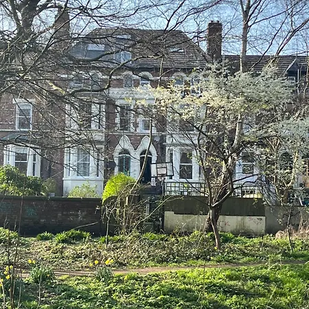 Trailside In Headingley *